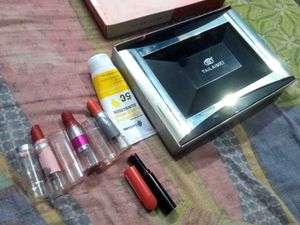 TAILAI MEI Four in One Makeup Kit