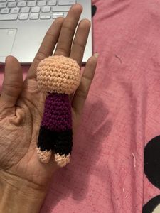 Customise dolls to look like you or ur loved ones
