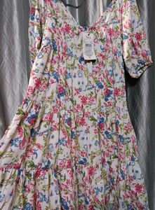 Floral Print Tiered Midi Dress