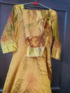 Gold tone kurta set