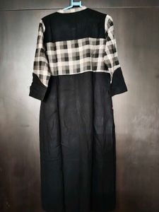 Stylish Black Kurta with Checkered Sleeves