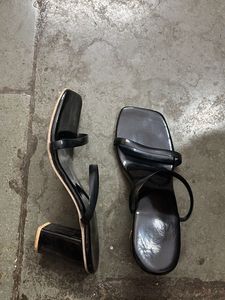 Chic Black Square Toe Sandals