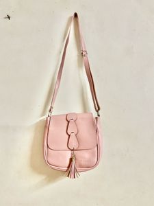 Chic Pink Leather Crossbody Bag