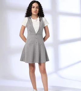 Chic V-Neck Houndstooth Dress