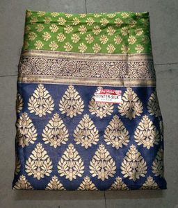 Elegant Blue Saree with Gold Motifs