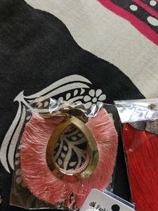 Assorted Women's Jewelry Set