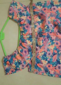 FREE BANIYAN With Floral Off-the-Shoulder Top