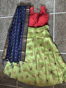 Elegant Lehenga Choli Set With Adjustable Size