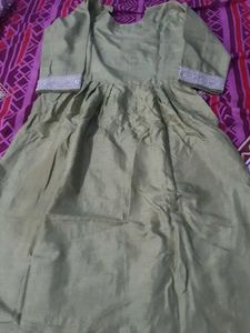 Stitched Silk Maternity Suit