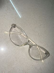 Clear Frame Fashion Eyeglasses