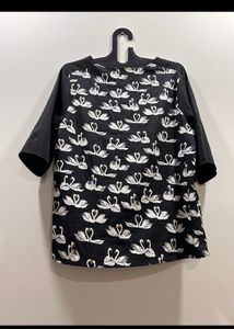 YUMI BLACK SWAN TOP