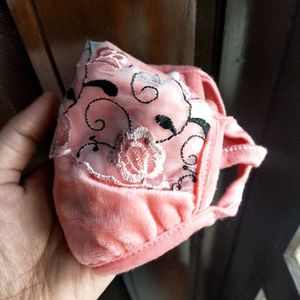 Pretty Face Mask