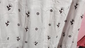 Wight cotton skirt