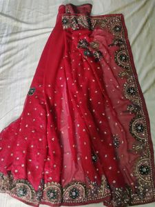 Stunning  Embellished Saree with blouse 🏵️