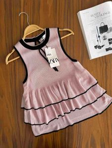 zara pink ruffle top 🤍