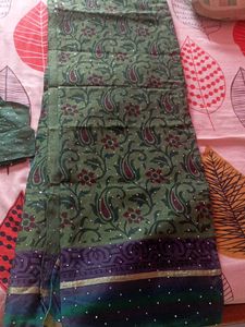 Green Saree With Blouse