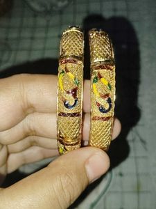 Golden Bangles (Set of 2)