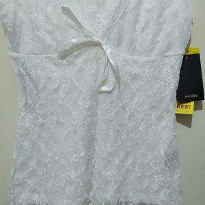 Majora White lace sleeveless top blouse