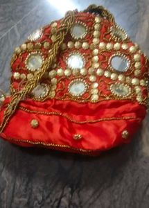 Stylish Two-Tone Crossbody Bag