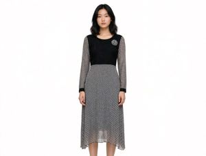 *Black White Checkered Lace Yoke Midi Dress with W