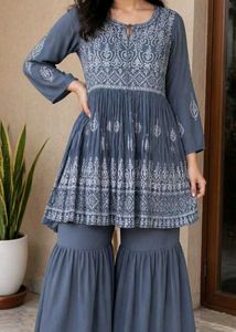 Elegant Grey Embroidered Kurta Set with dupatta