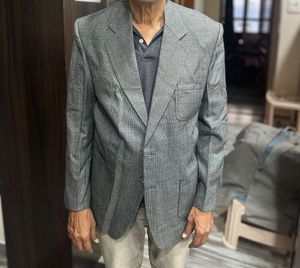 🧥 Classic Grey Men’s Blazer