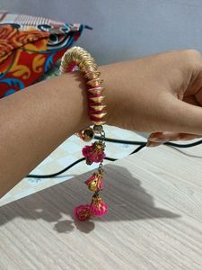 Pink &amp; Gold Tassel Bangle