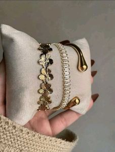 tennis bracelet