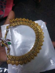Elegant Gold-Toned Necklace Set