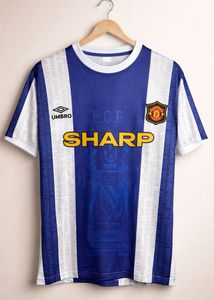 Man United Umbro Embroidered Vintage Jersey 🫡
