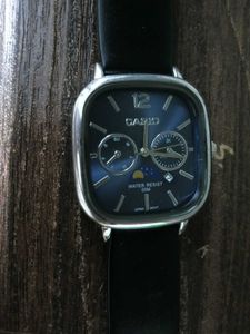 Casio Square Dial Watch with original metal box