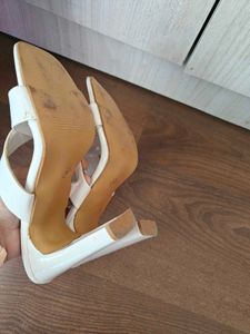 Dressberry White Heeled Sandals