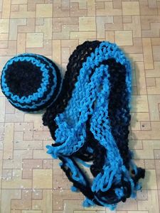 New Cozy Blue &amp; Black Knit Hat and Scarf Set