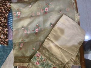 Elegant Embellished Kurta Set