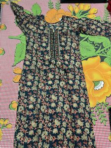 Beautiful Floral Print Kurta