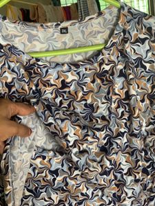 maternity top with one side pocket zipless