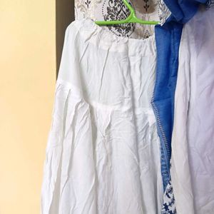 Elegant White &amp; Blue Kurta Set
