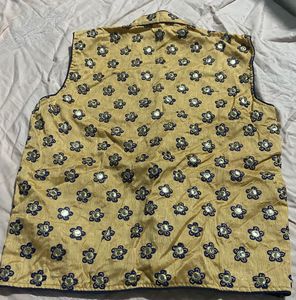 Embroidered Sleeveless Jacket
