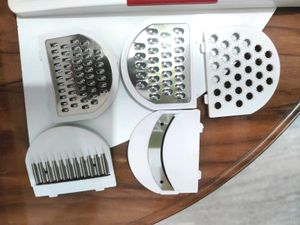 Multi-functional Vegetable Slicer