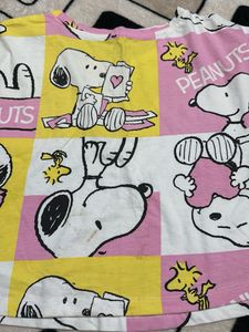 Peanuts Snoopy Graphic T-Shirt