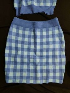 Cute Gingham Knit Crop Top &amp; Skirt Set