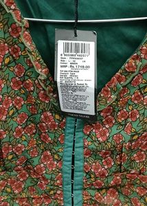 Floral Print Button-Up Crop Top