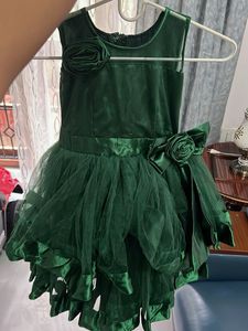 Beautiful Emerald Green Party Dress