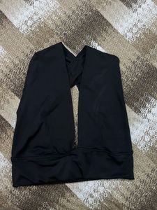 Black backless top