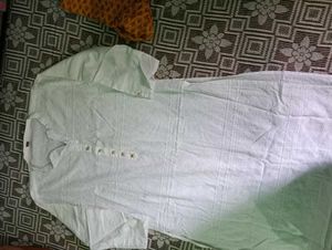 Elegant White Chikankari Kurta