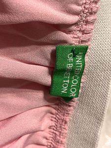 UCB Pink layered girls skirt 6-8 yrs
