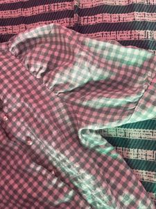 Cute Gingham Button-Up Shirt