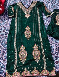 Emerald Green Embroidered Kurta Set
