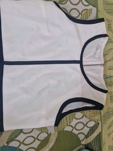 Chic White Sleeveless Dress