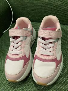 Skechers Los Angeles for girls